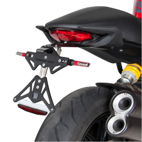 СТОЙКА ЗА НОМЕР BARRACUDA ЗА Ducati Monster 821 (2014-2017) СТОЙКА ЗА НОМЕР BARRACUDA ЗА Ducati Monster 821 (2014-2017)