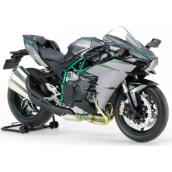 Сглобяем мотоциклет играчка Kawasaki Ninja H2 Carbon