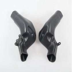 Въздуховоди комплет SUZUKI GSXR 1000 2005-2006 Въздуховоди комплет SUZUKI GSXR 1000 2005-2006