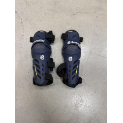 Мотокрос/ендуро наколенки HUSQVARNA ZH130226 Мотокрос/ендуро наколенки HUSQVARNA ZH130226