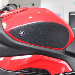 Протектор за резервоар R&G RACING Eazi-Grip Evo Tank Traction Pads Set - Black BMW S1000RR 19-25 Протектор за резервоар R&G RACING Eazi-Grip Evo Tank Traction Pads Set - Black BMW S1000RR 19-25
