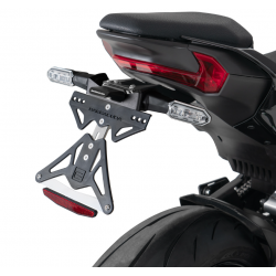 Стойка за номер за оригинални мигачи BARRACUDA Kawasaki Z900 25