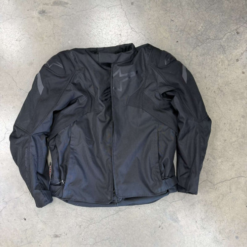 Текстилно яке ALPINESTARS T-JAWS V4 WATERPROOF BLACK - ВЪРНАТА БРОЙКА Текстилно яке ALPINESTARS T-JAWS V4 WATERPROOF BLACK - ВЪРНАТА БРОЙКА