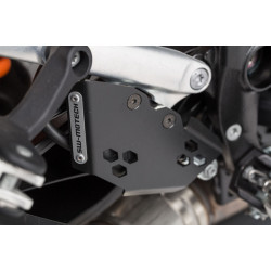 Протектор спирачна помпа SW-MOTECH GUARD BRAKE CYLINDER ADVENTURE 1050 ABS 16 Протектор спирачна помпа SW-MOTECH GUARD BRAKE CYLINDER ADVENTURE 1050 ABS 16