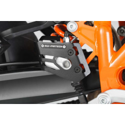 Протектор спирачна помпа SW-MOTECH GUARD BRAKE CYLINDER ADVENTURE 990 Протектор спирачна помпа SW-MOTECH GUARD BRAKE CYLINDER ADVENTURE 990