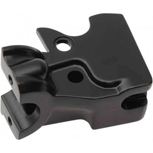 Скоба за съединител черна DRAG SPECIALTIES 053716 Скоба за съединител черна DRAG SPECIALTIES 053716