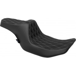 Седалка Predator 3 double diamond silver vinyl touring DRAG SPECIALTIES 4686C