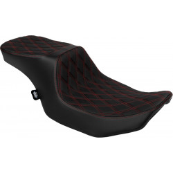 Седалка Peformance Predator 2-up double diamond red vinyl DRAG SPECIALTIES 4692D Седалка Peformance Predator 2-up double diamond red vinyl DRAG SPECIALTIES 4692D