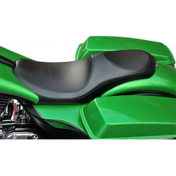 Седалка villian two-up smooth за PYO/BAGGER NATION stretched tank LE PERA LK-817PY
