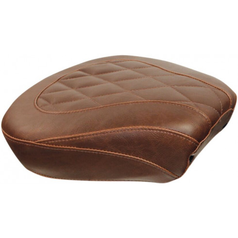 Задна седалка PILLION PAD WIDE TRIPPER DIAMOND STITCH BROWN MUSTANG SEATS 76723 Задна седалка PILLION PAD WIDE TRIPPER DIAMOND STITCH BROWN MUSTANG SEATS 76723