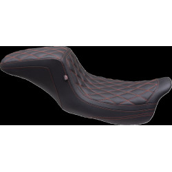 Седалка squareback 2up dbl diamond червена/оранжева нишка MUSTANG SEATS 75299AB