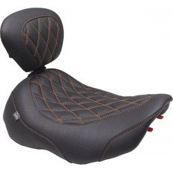 Широка седалка Tripper - соло - тъмнокафява/мандаринено оранжеви шевове MUSTANG SEATS 89503MO