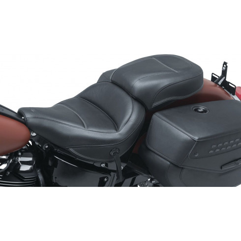 Задна седалка TOURING с шевове MUSTANG SEATS 75881 Задна седалка TOURING с шевове MUSTANG SEATS 75881
