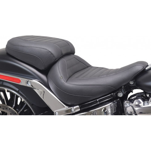 Задна седалка стандартна touring BREAKOUT MUSTANG SEATS 85032 Задна седалка стандартна touring BREAKOUT MUSTANG SEATS 85032