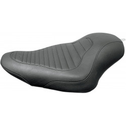 Седалка Tripper ssolo tuck n' roll stitch MUSTANG SEATS 76954 Седалка Tripper ssolo tuck n' roll stitch MUSTANG SEATS 76954