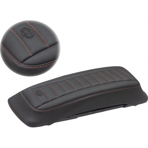 Капак BGLID BK/RED FL93- MUSTANG SEATS 77637AB Капак BGLID BK/RED FL93- MUSTANG SEATS 77637AB