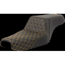 Стъпаловидна седалка - Honeycomb - златен шев SADDLEMEN 807-11-17707 Стъпаловидна седалка - Honeycomb - златен шев SADDLEMEN 807-11-17707