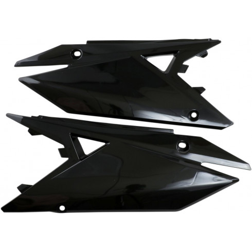 Странични панели SUZUKI черни UFO PLAST SU04942#001 Странични панели SUZUKI черни UFO PLAST SU04942#001