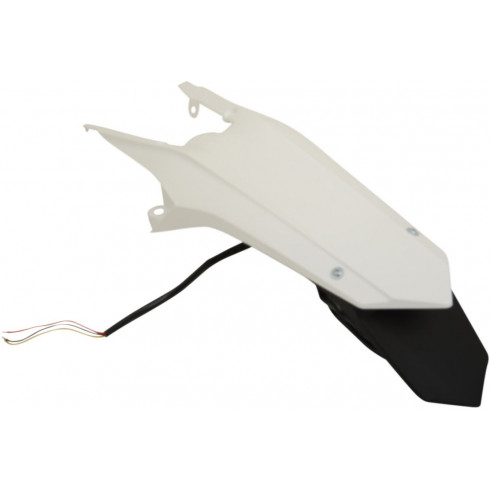 Задно калник с LED бял UFO PLAST HU03362#041 Задно калник с LED бял UFO PLAST HU03362#041