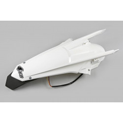 Задно калник с осветление EXC17-19 WH UFO PLAST KT04070#047 Задно калник с осветление EXC17-19 WH UFO PLAST KT04070#047