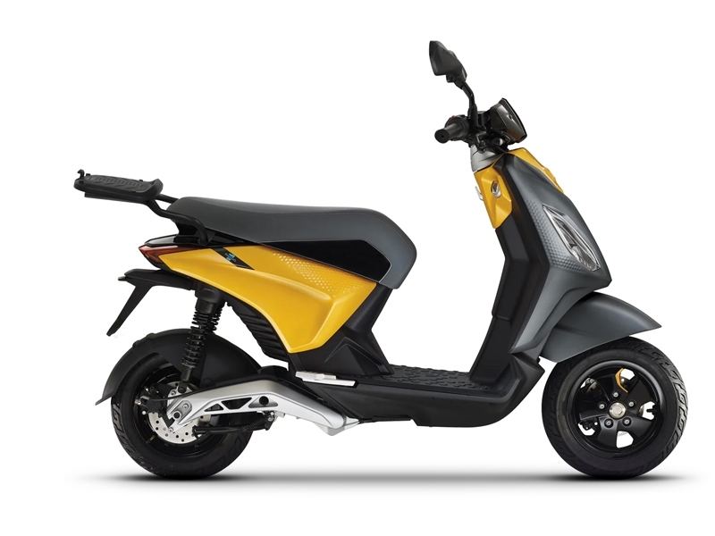 Монтажен комплект за куфари SHAD TOP MASTER PIAGGIO ONE ELECTRICA '22 — снимка 3