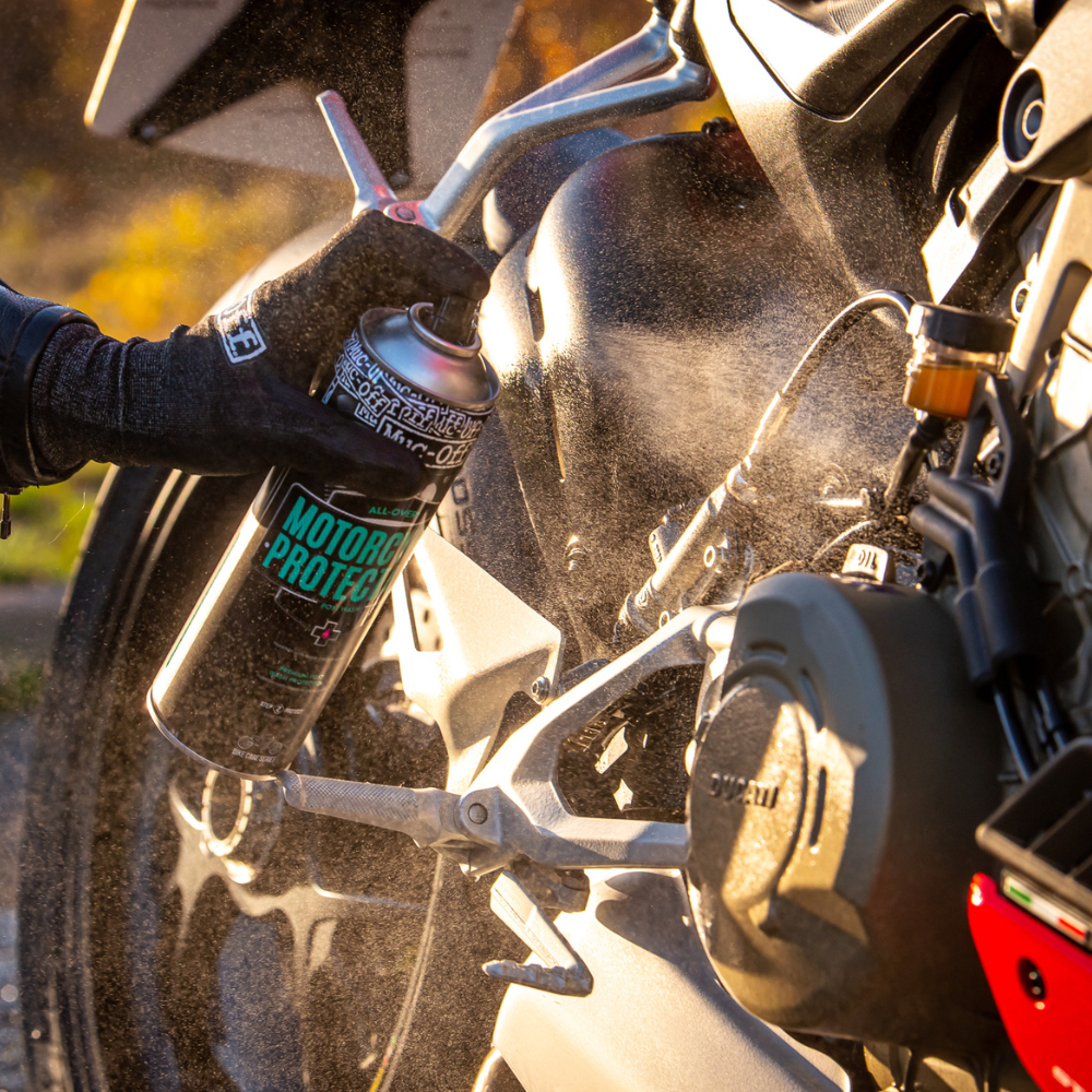 Спрей Muc-Off Motorcycle Protectant M-608- 500ml — снимка 5