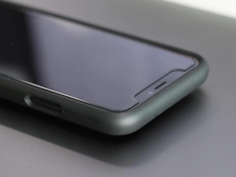 Стъклен протектор за екран QUAD LOCK - Samsung Galaxy S21FE_2