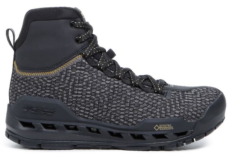 Дамски боти TCX Climatrek Surround Gore-Tex Black/Gold — снимка 2