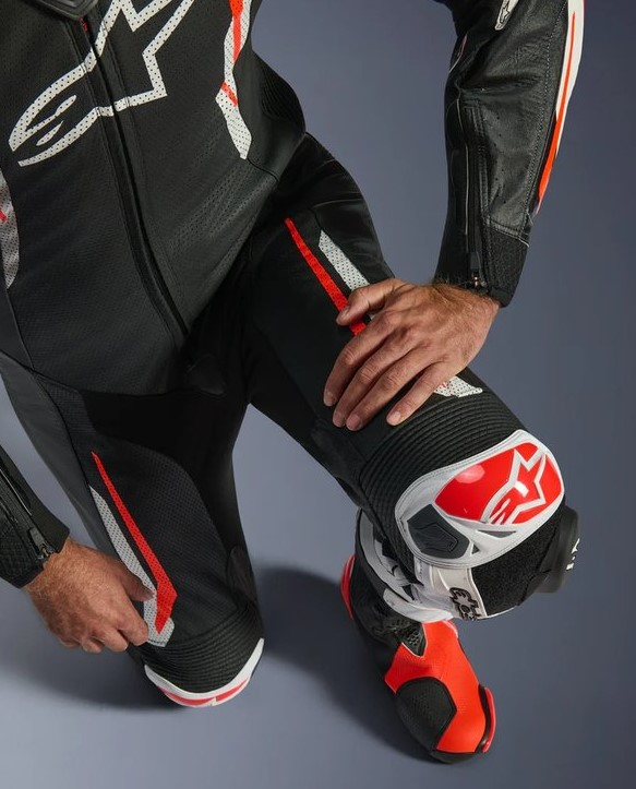 Кожен екип ALPINESTARS GP TECH V5 BLACK/WHITE/FLUO RED — снимка 2