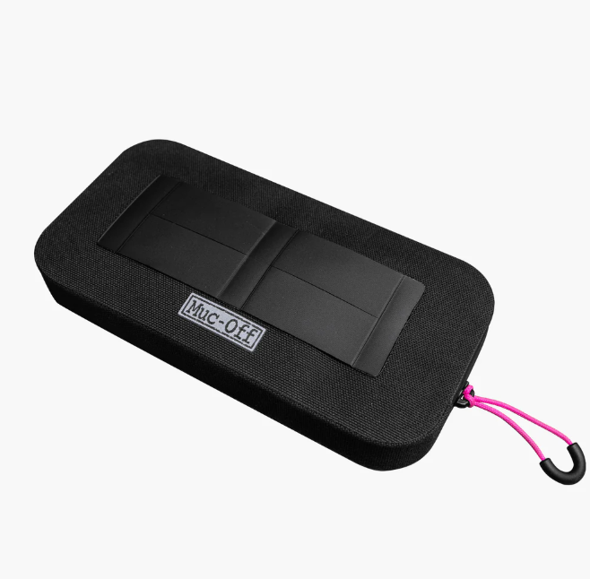 Водоустойчив калъф за аксесоари Muc-Off Waterproof Essentials Case - Black — снимка 3