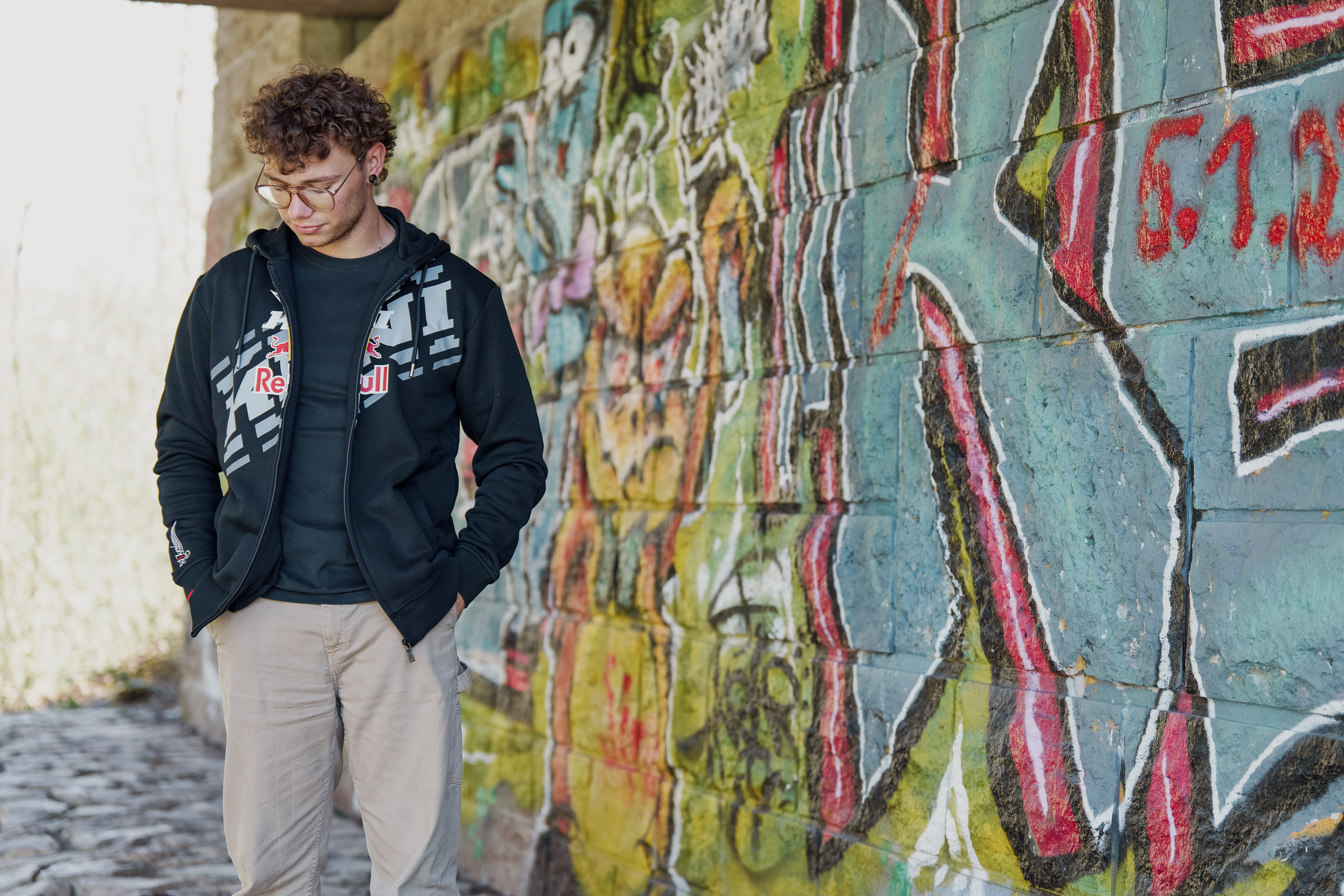Суитшърт KINI RED BULL ST ZIP 1.0-ANTHRACITE — снимка 3