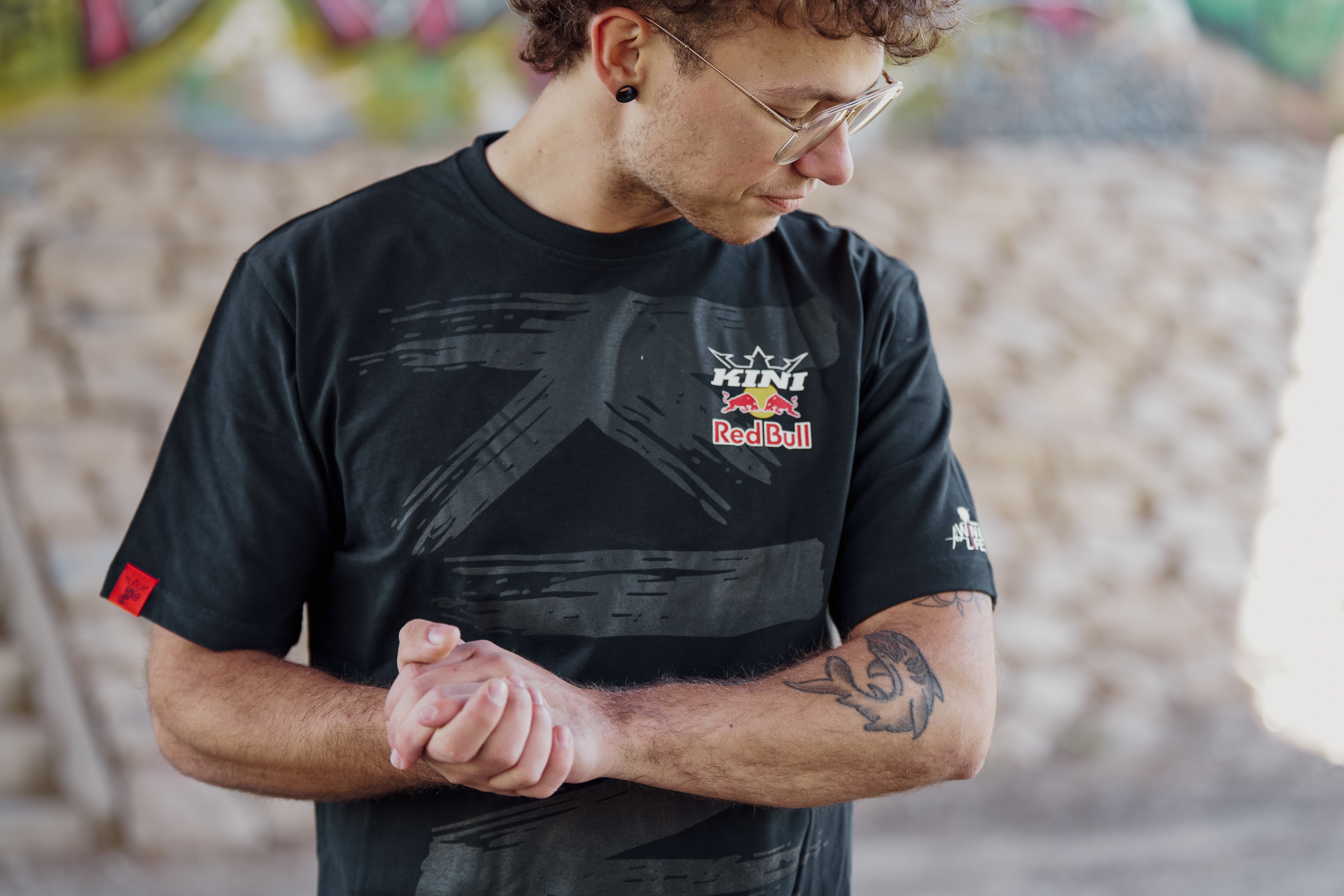 Тениска KINI RED BULL BR TEE 3.0-ANTHRACITE — снимка 3