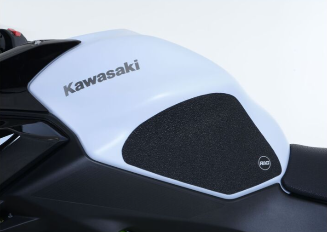 Протектор за резервоар R&G RACING Race Grip Tank Traction Pads (Set 2 Pieces) - Black Kawasaki Ninja/Z 650 — снимка 3