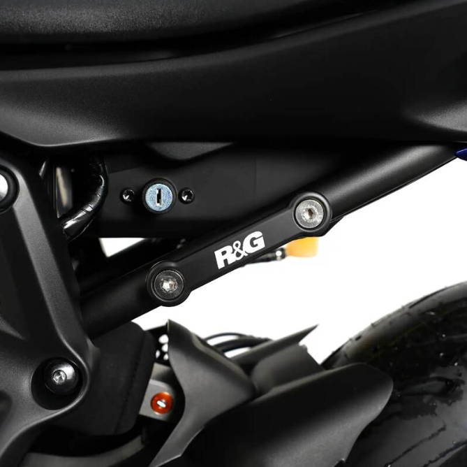 Плоча R&G RACING Rear Footrest Blanking Plate Silver Yamaha MT-07 14-25 — снимка 4