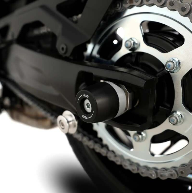 Протектор за ос R&G RACING Swingarm Protection Suzuki GSX-8 — снимка 2