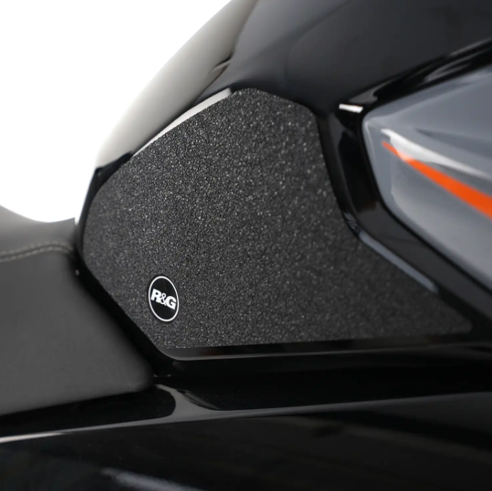 Протектор за резервоар R&G RACING Tank Traction Pads (Set 2 Pieces) - Clear CFMOTO 300 NK 22-24 — снимка 5