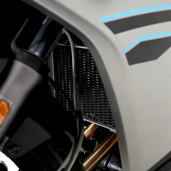 Протектор за радиатор R&G RACING Pro Radiator Guard - Black CFMOTO 650GT 19-24 — снимка 3