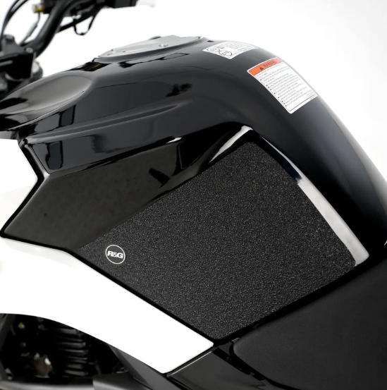 Протектор за резервоар R&G RACING Tank Traction Pads (Set 2 Pieces) - Black CFMOTO 650NK 22-24 — снимка 5