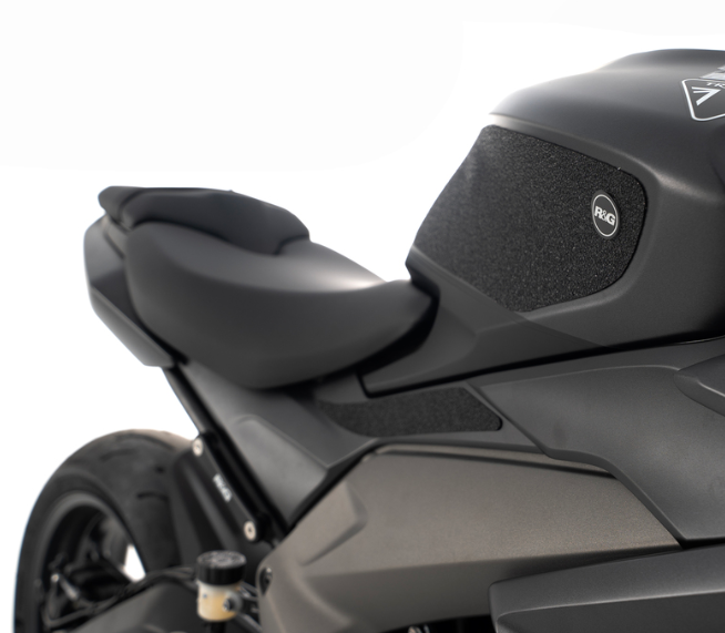 Протектор за резервоар R&G RACING Tank Traction Grips BLACK Triumph Daytona 660 24-25 — снимка 4