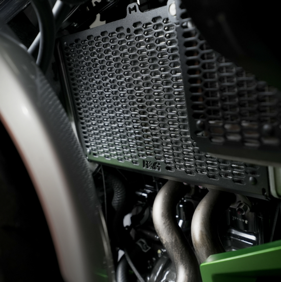 Протектор за радиатор R&G Pro Radiator Guard (2 pieces) Kawasaki Ninja 7 / Z 7 Hybrid 24 26 — снимка 3