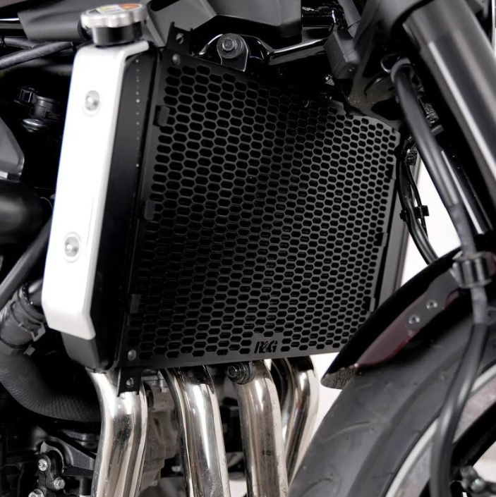Протектор за радиатор R&G Pro Radiator Guard Kawasaki Z900 RS 2026 — снимка 5