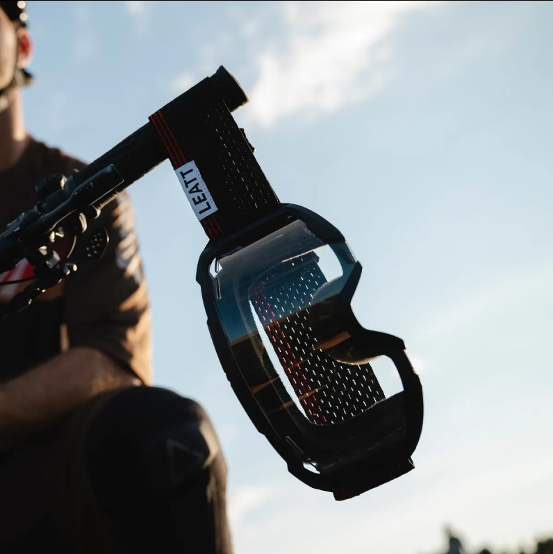 Вело очила LEATT Velocity 4.0 MTB X-Flow Iriz Granite Silver 50% — снимка 2