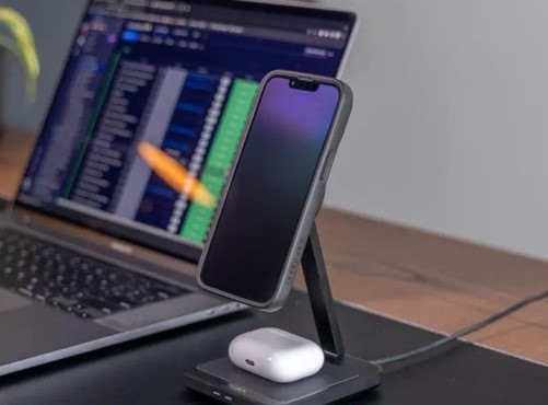 Безжично зарядно QUAD LOCK Dual Desktop Wireless Charger — снимка 2