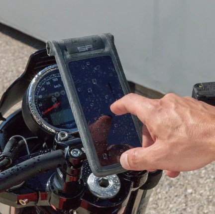 Универсален калъф за телефон със стойка SP CONNECT MOTO BUNDLE LT UNIVERSAL CASE SPC+ — снимка 2