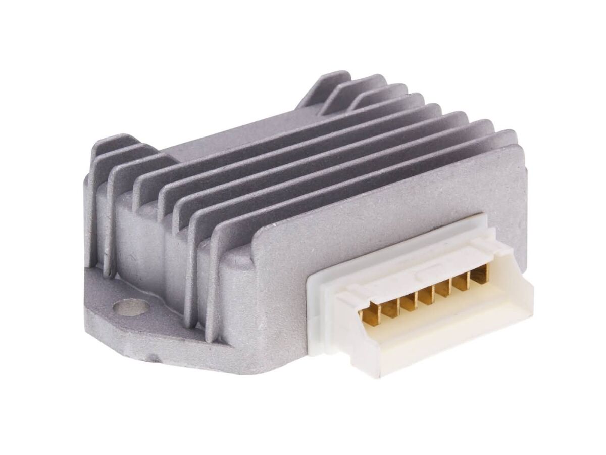 Изправител / регулатор 101 OCTANE IP32344