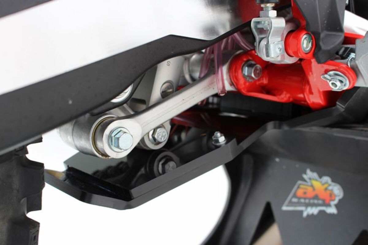 Протектор двигател AXP RACING Xtrem - Black - Beta AX1550 — снимка 6