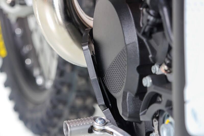 Протектор двигател AXP RACING XTREM EXC250 24- BK AX1709 — снимка 4