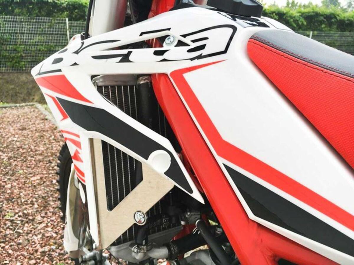 Комплект предпазители за радиатор AXP RACING - Beta X-Trainer AX1397 — снимка 3