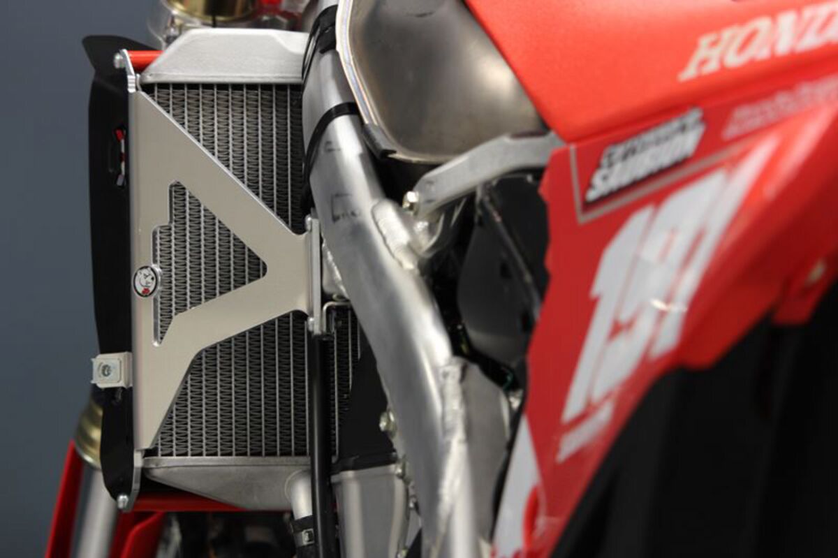 Комплект предпазители за радиатор AXP RACING - Honda CRF R AX1598 — снимка 4