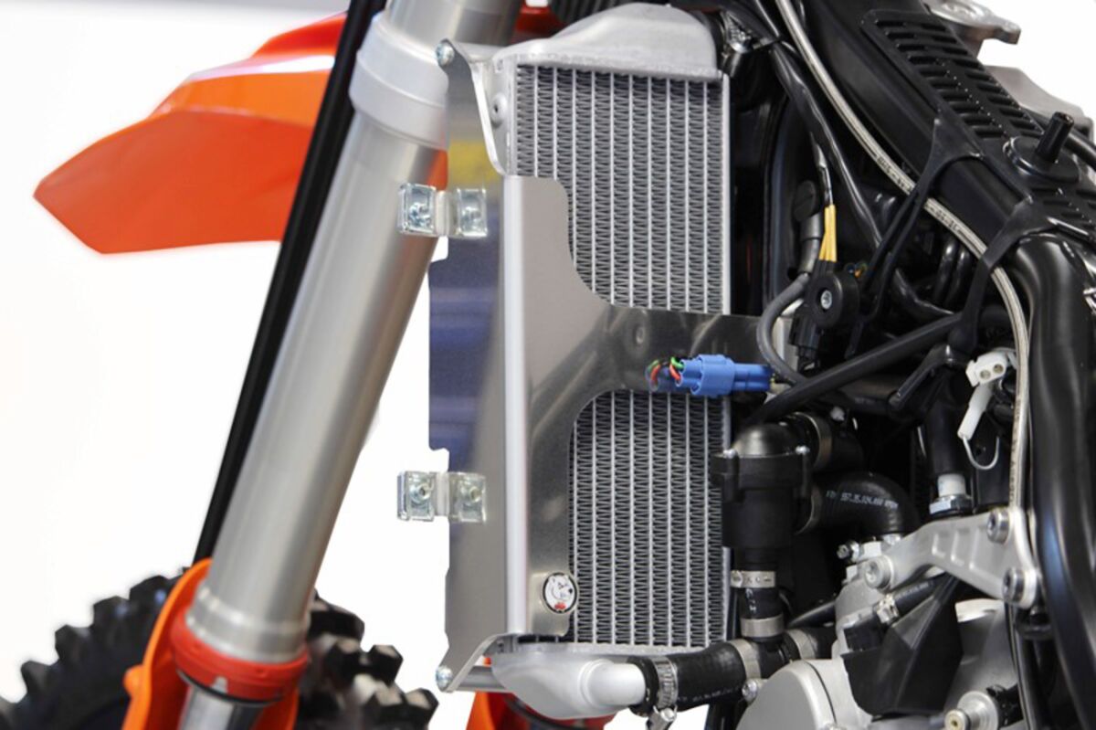 Комплект предпазители за радиатор AXP RACING XTR 8MM KTM 250-300EXC TPI AX1593 — снимка 5